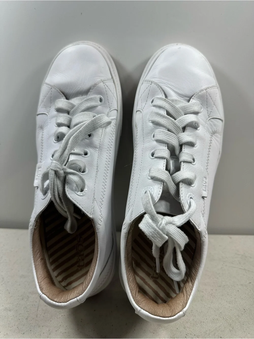 Taos Plim Soul Lux Shoes Womens Size 9.5 White Leather Lace Up Sneakers
